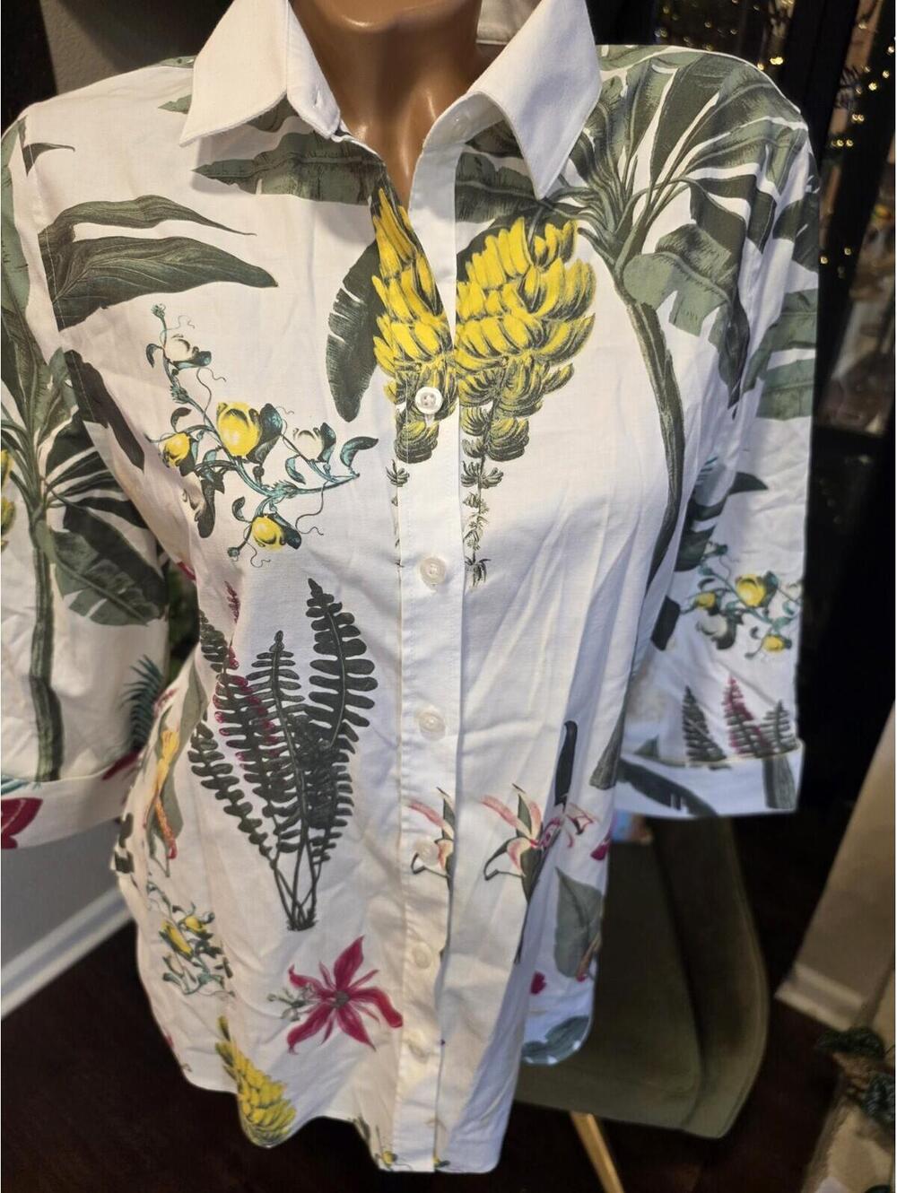 NWT Chicos 0.5 (sz 6) blouse tropical floral 3/4 sleeves cotton/spandex - Picture 2 of 9